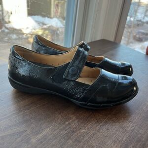 Clarks Unstructured Mary Jane Flats